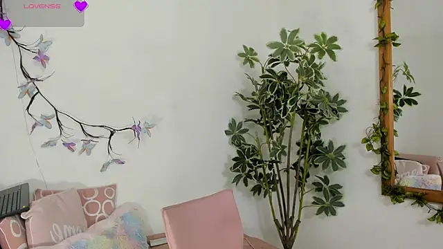 valerieMattson online show from November 25, 5:02 pm