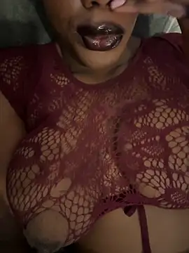 Snapshot of bustyblackebony chatting on October 14, 9:48 pm bustyblackebony online show from October 14, 9:48 pm