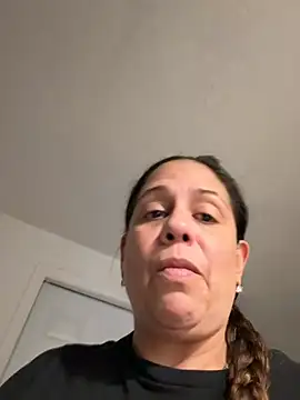 PrettyKittyMia online show from April 25, 1:08 am