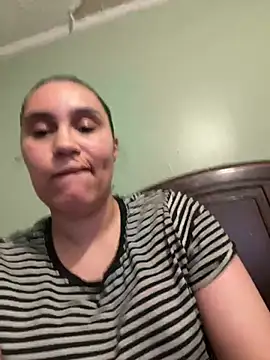 Snapshot of carlithefreak chatting on July 13, 11:29 pm carlithefreak online show from July 13, 11:29 pm
