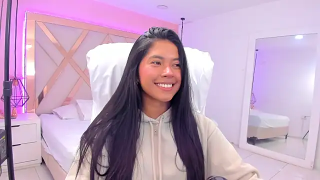 samantaa shy online show from February 15, 6:04 pm