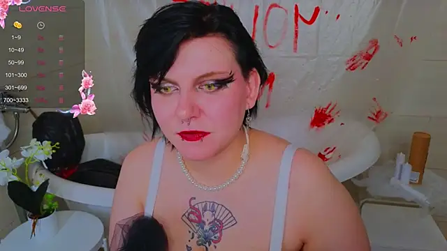 bluelunaray online show from October 20, 10:05 am