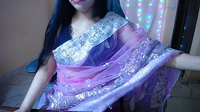 Snapshot of Divvya_ chatting on January 16, 6:34 pm Divvya online show from January 16, 6:34 pm