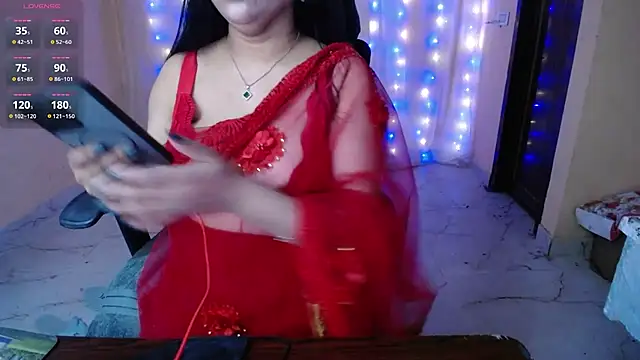 Snapshot of Divvya_ chatting on February 14, 5:32 pm Divvya online show from February 14, 5:32 pm