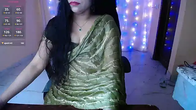 Snapshot of Divvya_ chatting on February 25, 6:28 pm Divvya online show from February 25, 6:28 pm