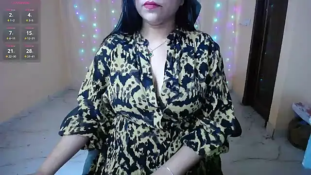 Snapshot of Divvya_ chatting on March 1, 6:32 pm Divvya online show from March 1, 6:32 pm