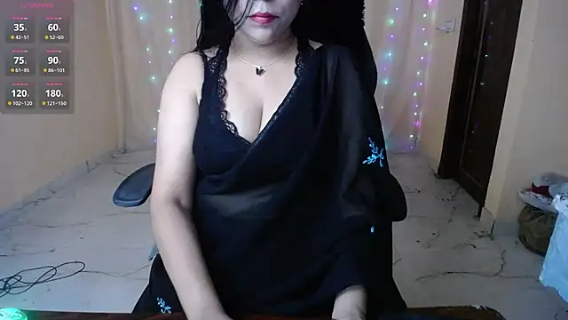 Snapshot of Divvya_ chatting on March 3, 6:14 pm Divvya online show from March 3, 6:14 pm