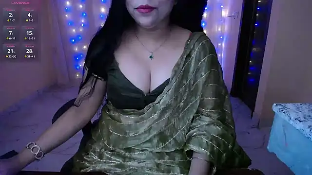 Snapshot of Divvya_ chatting on March 10, 6:13 pm Divvya online show from March 10, 6:13 pm