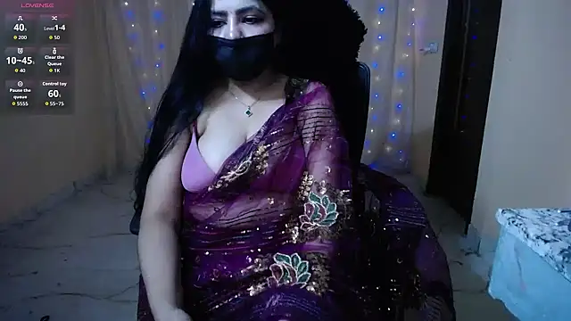 Snapshot of Divvya_ chatting on March 14, 6:57 pm Divvya online show from March 14, 6:57 pm