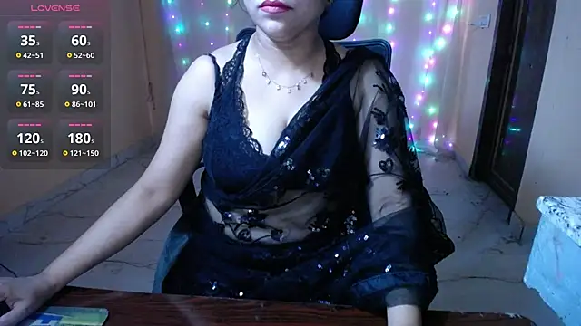 Snapshot of Divvya_ chatting on June 16, 6:43 pm Divvya online show from June 16, 6:43 pm