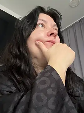 Liza Will online show from February 14, 7:05 am