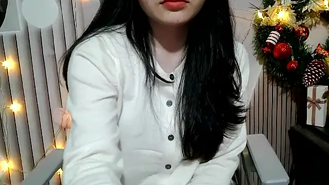 Emachiii online show from December 17, 1:28 pm