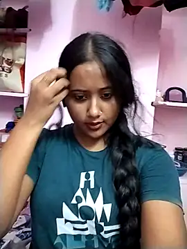 Snapshot of Fun__with__Prity chatting on September 15, 5:35 pm Fun with Prity online show from September 15, 5:35 pm