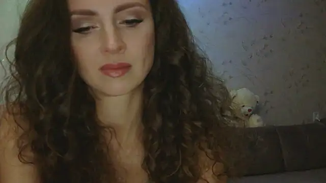 Amber Carrol online show from November 5, 5:24 pm