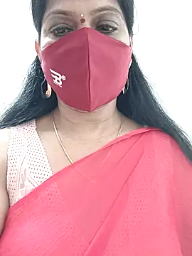 Snapshot of shivani27 chatting on September 12, 3:34 pm shivani27 online show from September 12, 3:34 pm