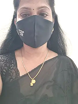 Snapshot of shivani27 chatting on November 16, 6:52 am shivani27 online show from November 16, 6:52 am