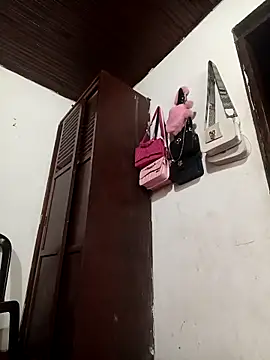 translatina777 online show from March 17, 1:10 am