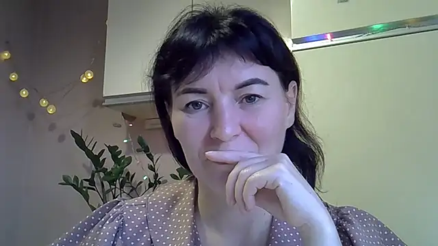 Krystal 82 online show from September 26, 3:27 pm