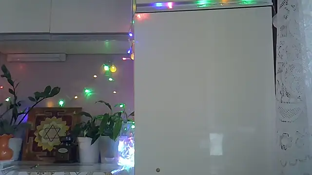 Krystal 82 online show from October 9, 5:05 am