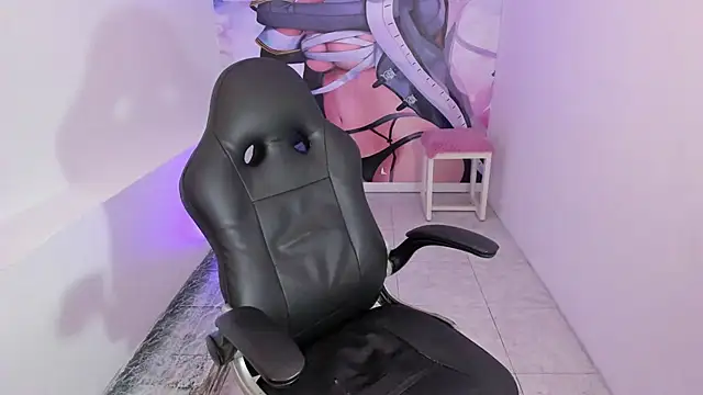 Dereck Boy8 online show from November 6, 7:59 pm