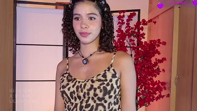 lilijwatson online show from June 15, 3:53 am