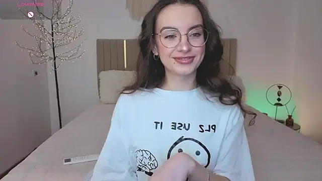 Real cutie1 online show from April 29, 1:04 pm