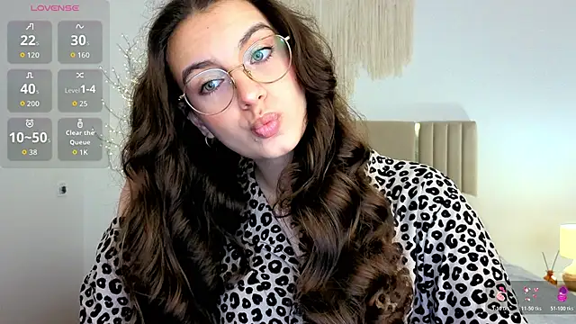 Real cutie1 online show from June 29, 1:00 pm
