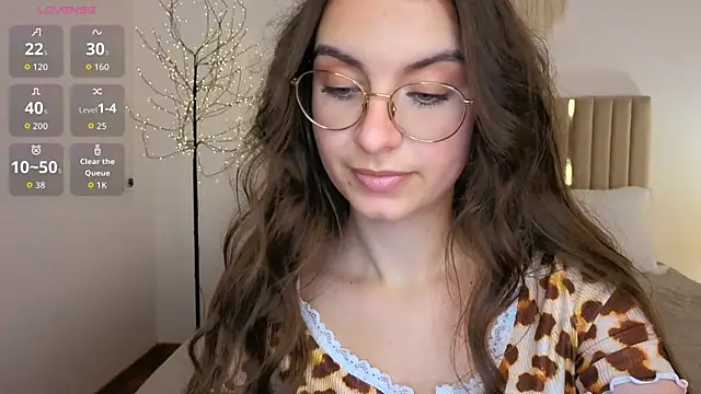 Real cutie1 online show from July 28, 3:43 pm
