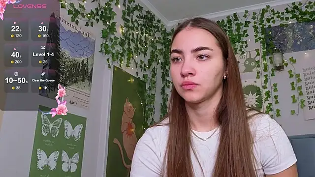 Ashley Pierce online show from December 3, 4:09 am