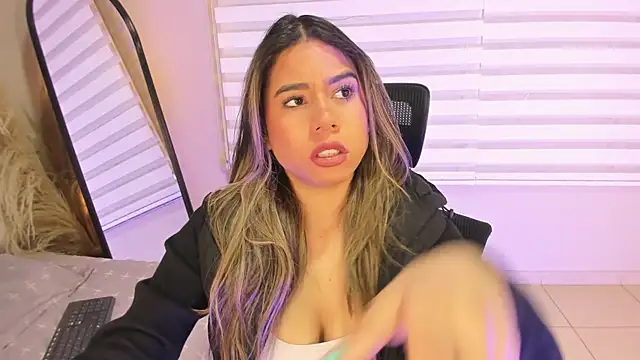 Rachell criss online show from November 14, 4:11 am