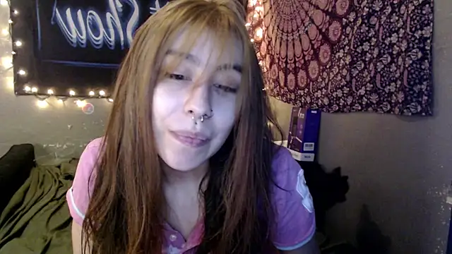 London Ray online show from June 15, 12:57 am