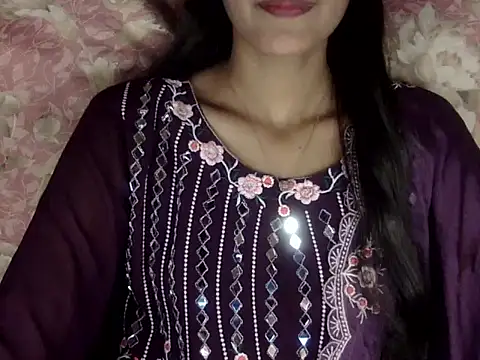 Snapshot of zara_Khan0 chatting on October 30, 2:07 pm zara Khan0 online show from October 30, 2:07 pm