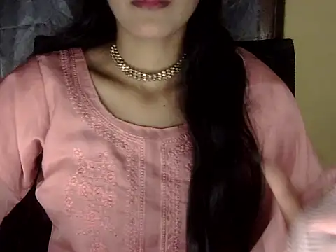 Snapshot of zara_Khan0 chatting on November 16, 2:33 pm zara Khan0 online show from November 16, 2:33 pm