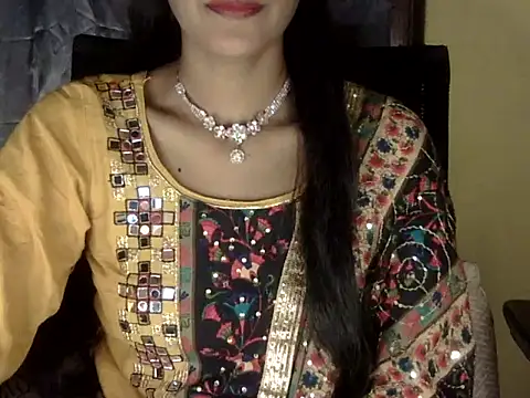 Snapshot of zara_Khan0 chatting on November 25, 2:28 pm zara Khan0 online show from November 25, 2:28 pm