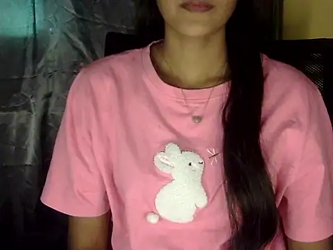 Snapshot of zara_Khan0 chatting on December 3, 4:20 am zara Khan0 online show from December 3, 4:20 am