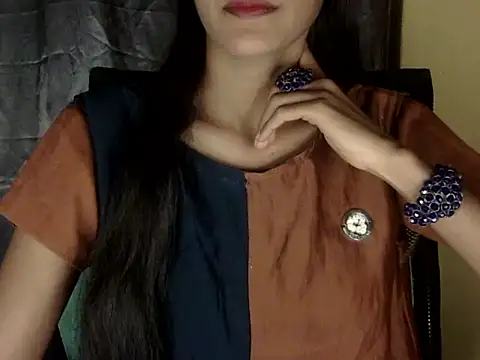 Snapshot of zara_Khan0 chatting on December 3, 5:22 pm zara Khan0 online show from December 3, 5:22 pm