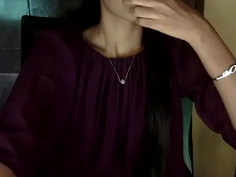 Snapshot of zara_Khan0 chatting on December 18, 5:02 am zara Khan0 online show from December 18, 5:02 am