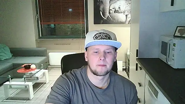 Dartanjanas13 online show from January 17, 4:00 pm