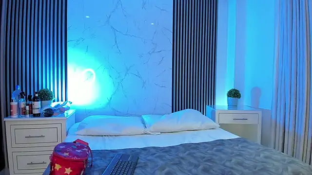 JackAndRosse  online show from January 12, 1:38 pm