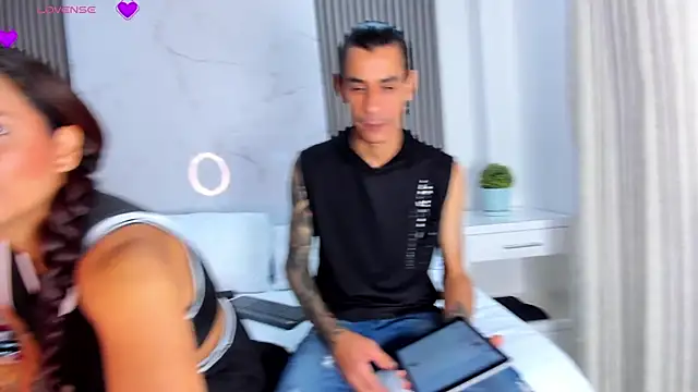 Snapshot of JackAndRosse_ chatting on June 15, 1:24 pm JackAndRosse online show from June 15, 1:24 pm