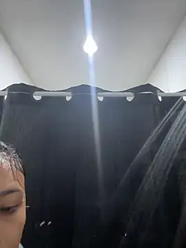 Snapshot of Nia_Desire chatting on September 27, 7:13 am Nia Desire online show from September 27, 7:13 am