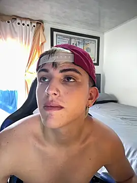 Snapshot of Justin_trevor1 chatting on June 12, 7:35 pm Justin trevor1 online show from June 12, 7:35 pm