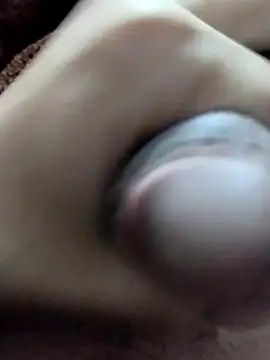 Snapshot of saneer69tew chatting on November 11, 2:11 am saneer69tew online show from November 11, 2:11 am