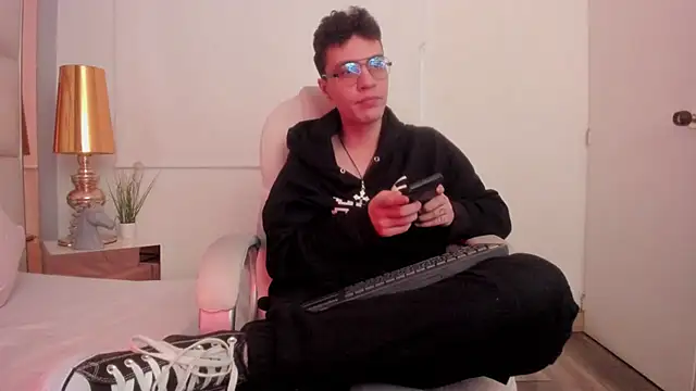 dark sun302 online show from November 12, 9:36 pm