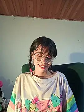 Snapshot of dolliette24 chatting on June 21, 9:17 pm dolliette24 online show from June 21, 9:17 pm