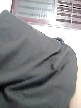 Snapshot of gordinovin18 chatting on March 14, 2:17 am gordinovin18 online show from March 14, 2:17 am