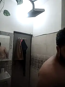 Snapshot of Himanshu111007 chatting on December 3, 7:49 am Himanshu111007 online show from December 3, 7:49 am