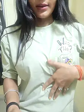 Snapshot of Raj-kumari chatting on July 1, 6:07 pm Raj-kumari online show from July 1, 6:07 pm