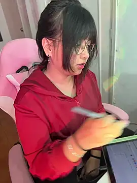 Lolii Zoe online show from December 17, 8:26 pm