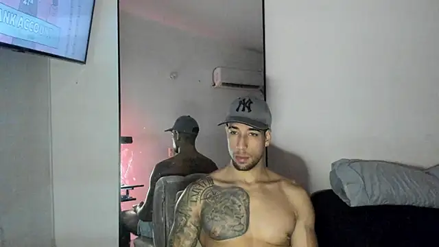 Snapshot of ThiagoLugo chatting on September 11, 1:49 am ThiagoLugo online show from September 11, 1:49 am